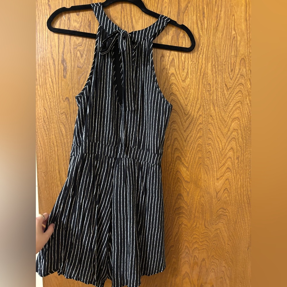 Francesca’s romper - Picture 2 of 3